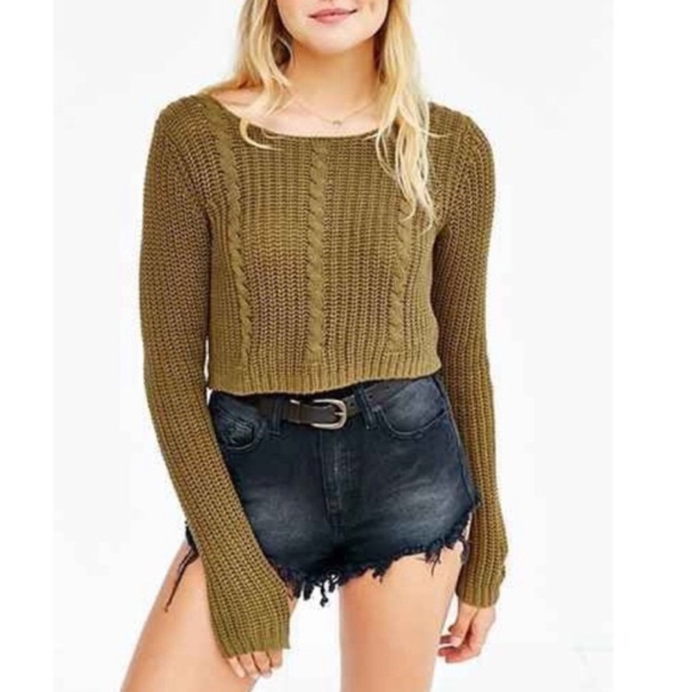 ‼️SOLD‼️ UNIF X UO cropped sweater